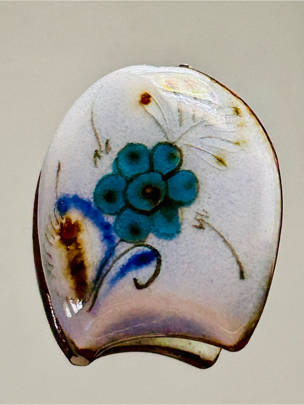 Vintage Blue and White Hand-Painted Ceramic Pottery Glazed Floral Brooch JADA